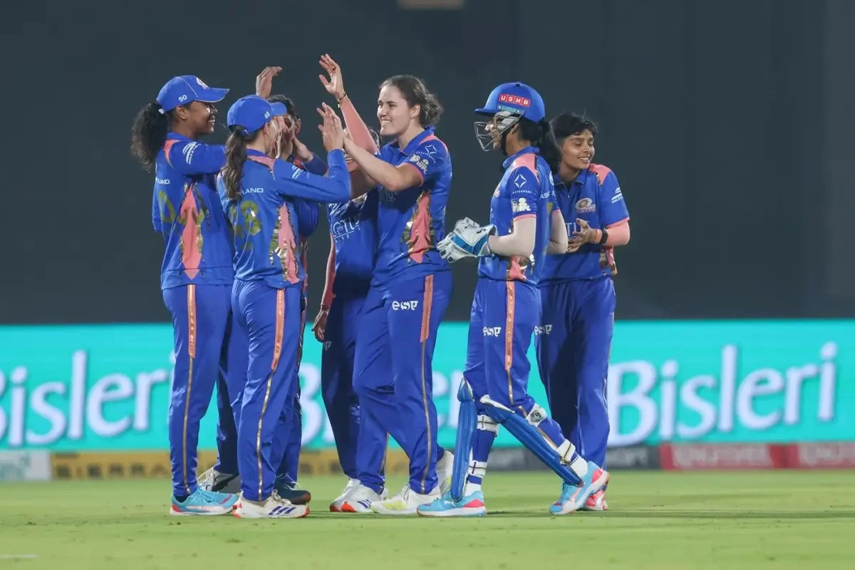 WPL League Stage Ends with Mumbai Indians Shocking Achievement