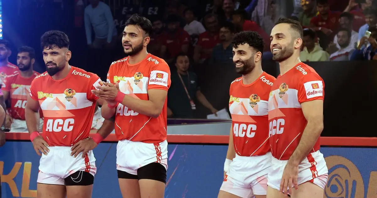 Shadloui and Himanshu Lead Gujarat Giants to 40-32 Win Over Patna Pirates.