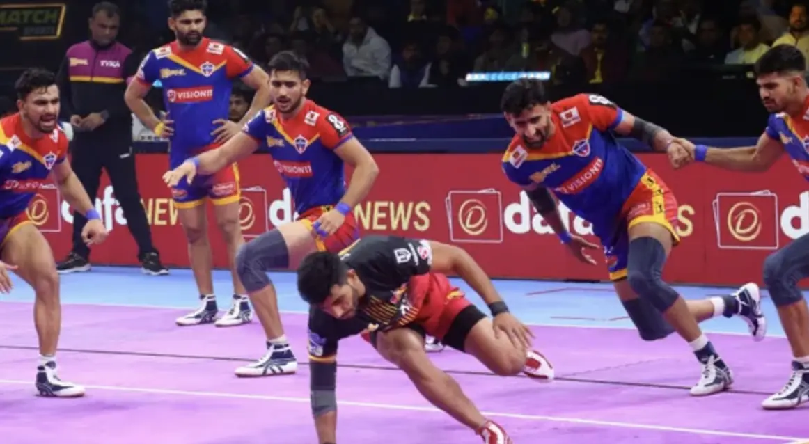 UP Yoddhas Dominate Tamil Thalaivas in PKL 2025.