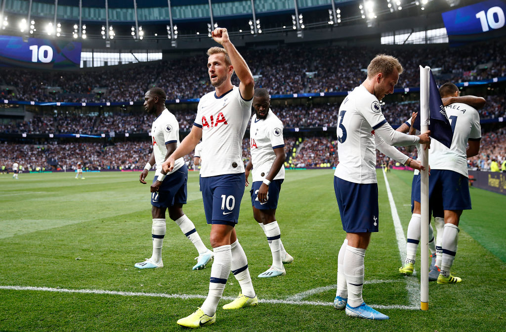 Harry Kane is still tied to a contract at Tottenham Hotspurs