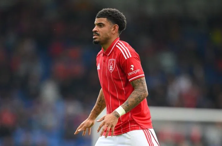 Morgan Gibbs-White Remains Professional Amid Spurs Transfer Twist
