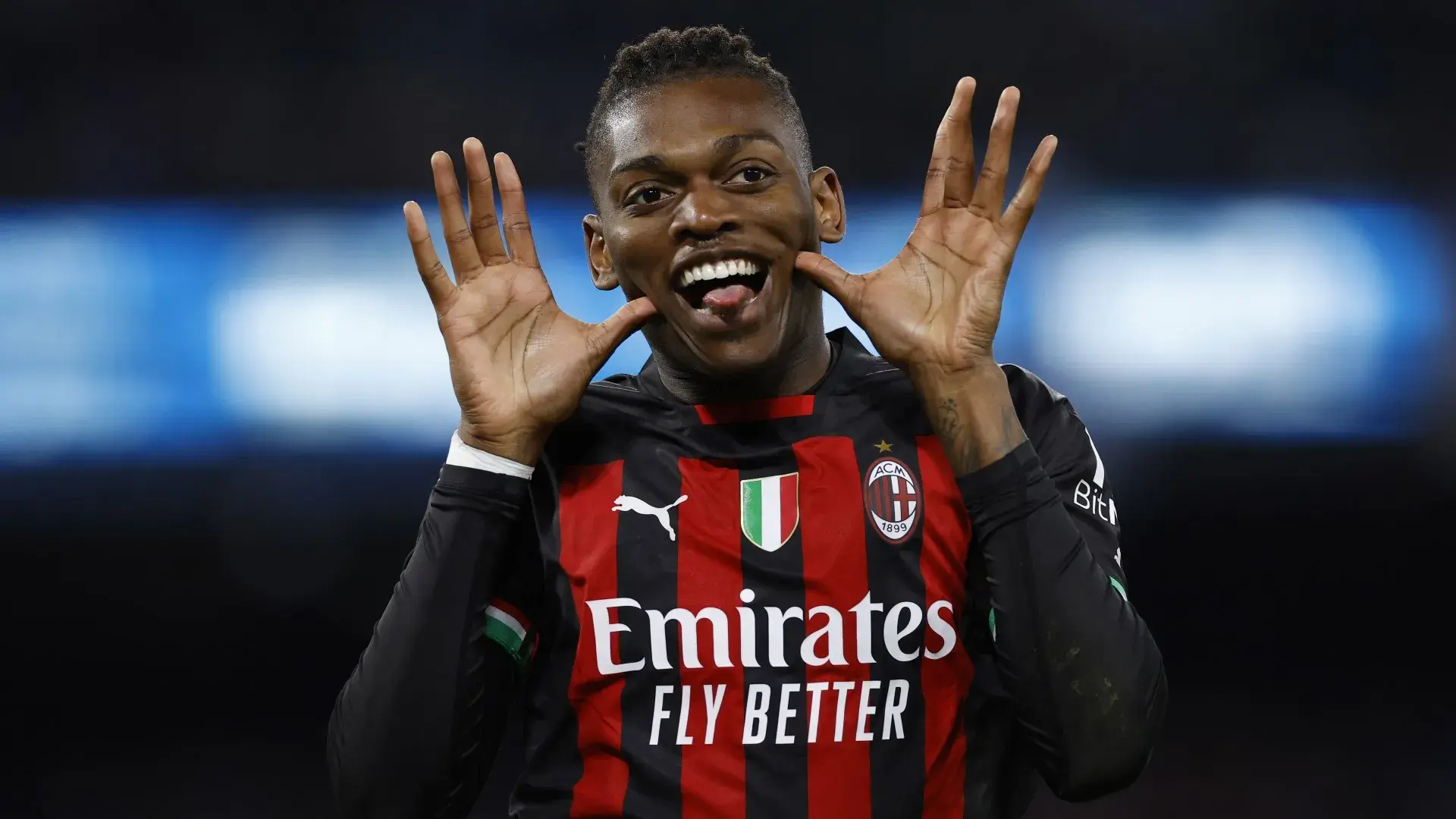 Arsenal Reach Verbal Agreement as Chelsea Prepare €120m Bid for Leao.