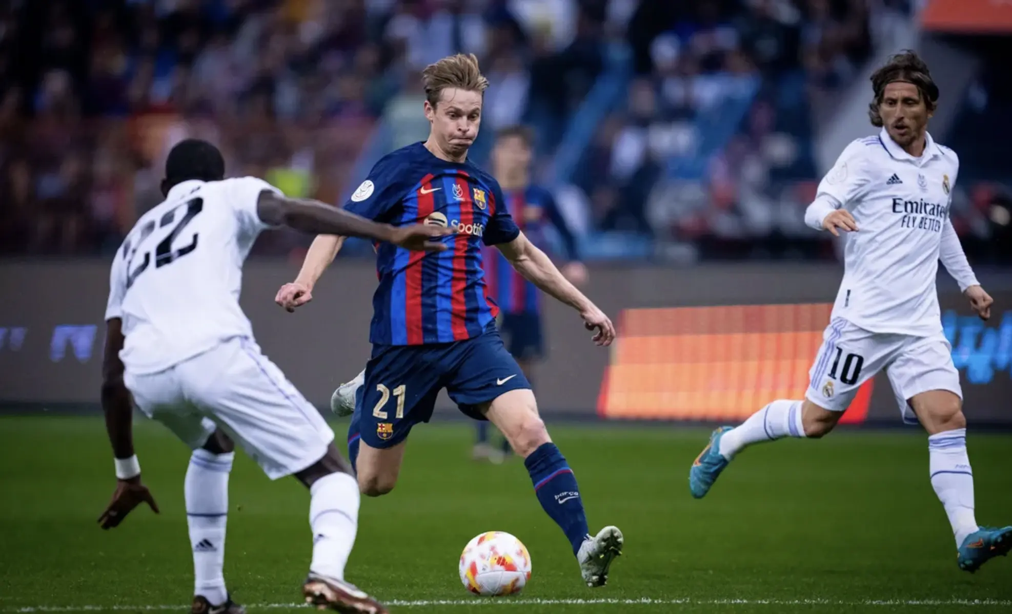 Barcelona and Spotify Discuss Extended Sponsorship Deal