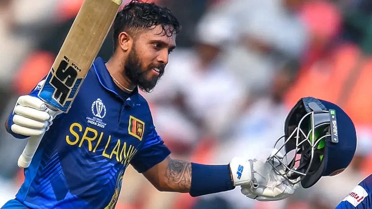 Sri Lanka and Pakistan Bring the Dhamaal Meme to Life.