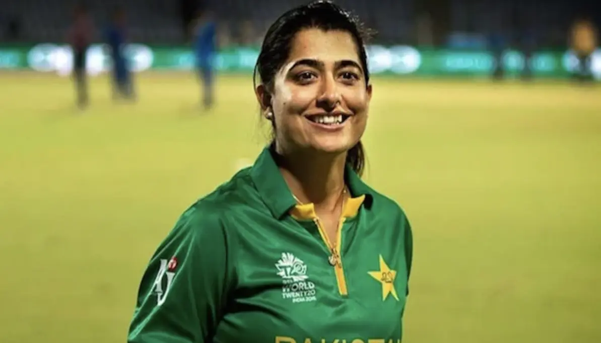 Why Pakistan Women’s Cricket Team Needs to Prioritize On-Field Performance Over Sana Mir’s “Azad Kashmir” Remark.