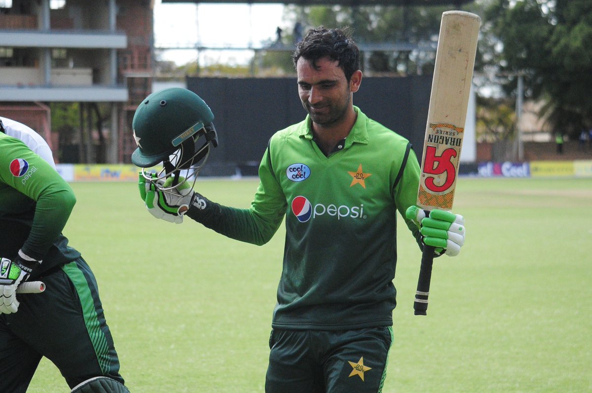 Twitter reacts to anti-climax at the Wanderers as De Kock’s ‘disgraceful’ act costs Fakhar Zaman well-deserved double-century