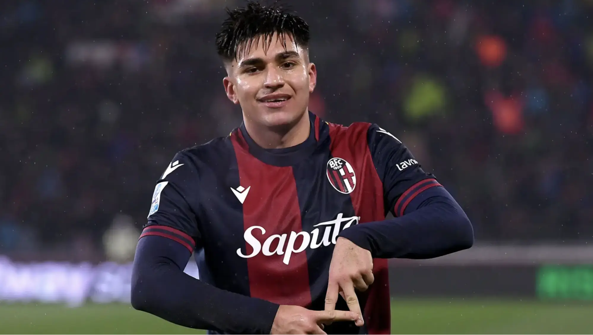 Juventus Eye Bologna Star Santiago Castro to Replace Vlahovic.