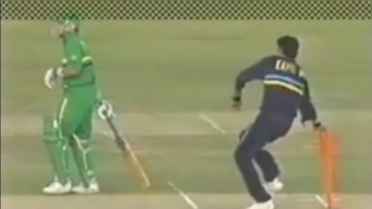 Kapil Dev's memorable run-out of Peter Kirsten on 9 December, 1992.