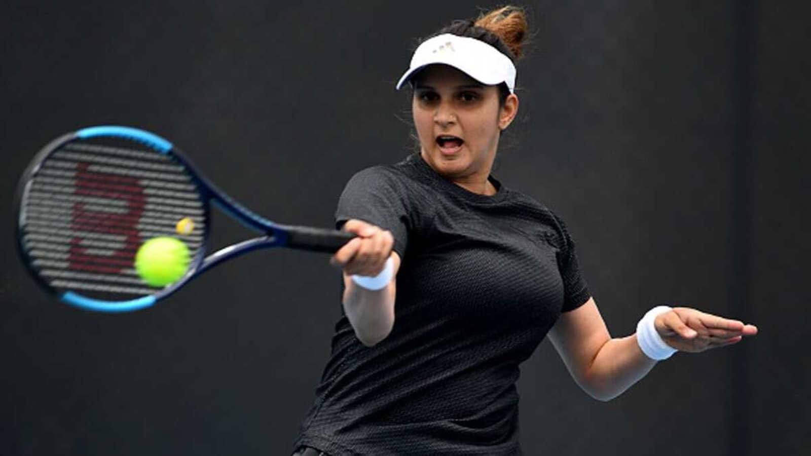 Sania Mirza and Rohan Bopanna advance in doubles competitions at Dubai & Qatar